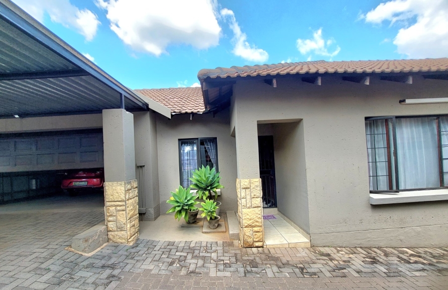 3 Bedroom Property for Sale in Melodie North West